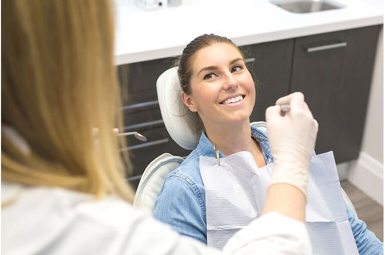 dentist-happy-local-health